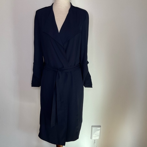 Babaton Quincy Belted Trench Coat Flowy with Pockets in Navy XXSmall - Picture 3 of 15